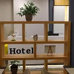 Metro Hotel Terminal